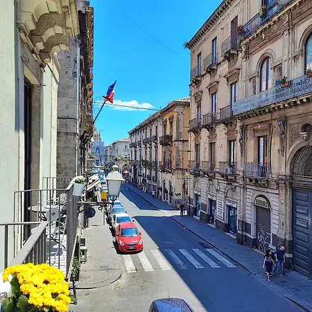 Esclusivo Con Vista Duomo E 5 Balconi Katania